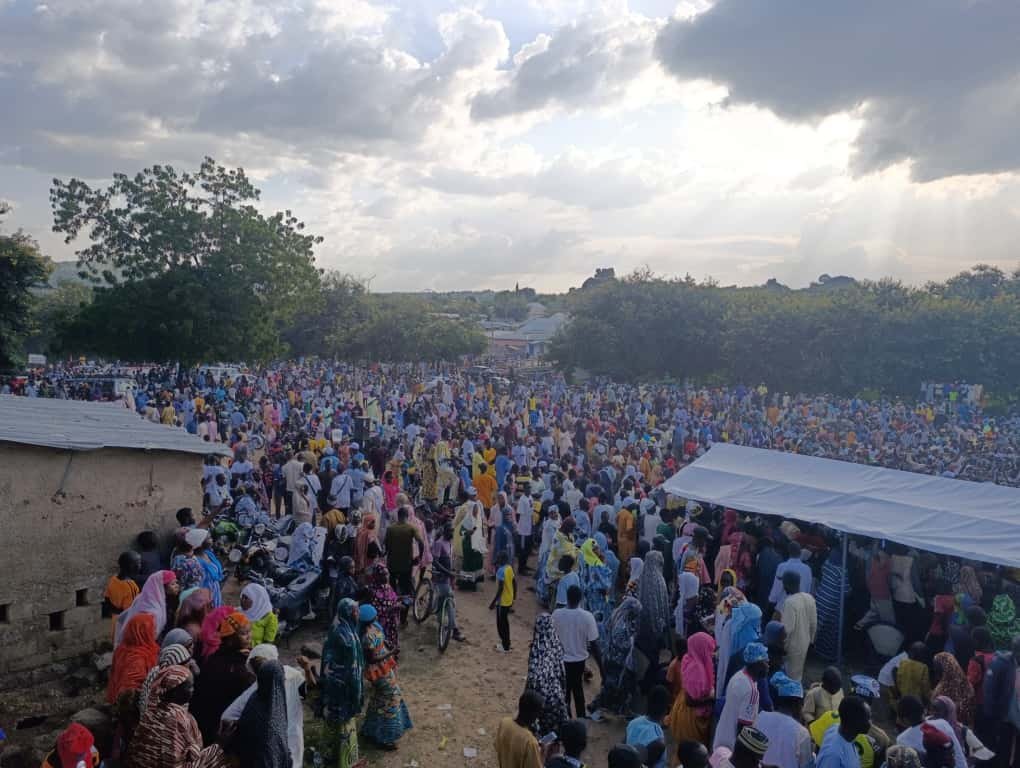 Le bain de foule rassemblé pour la campagne du FSNC par Issa Tchiroma Bakary à Mokolo